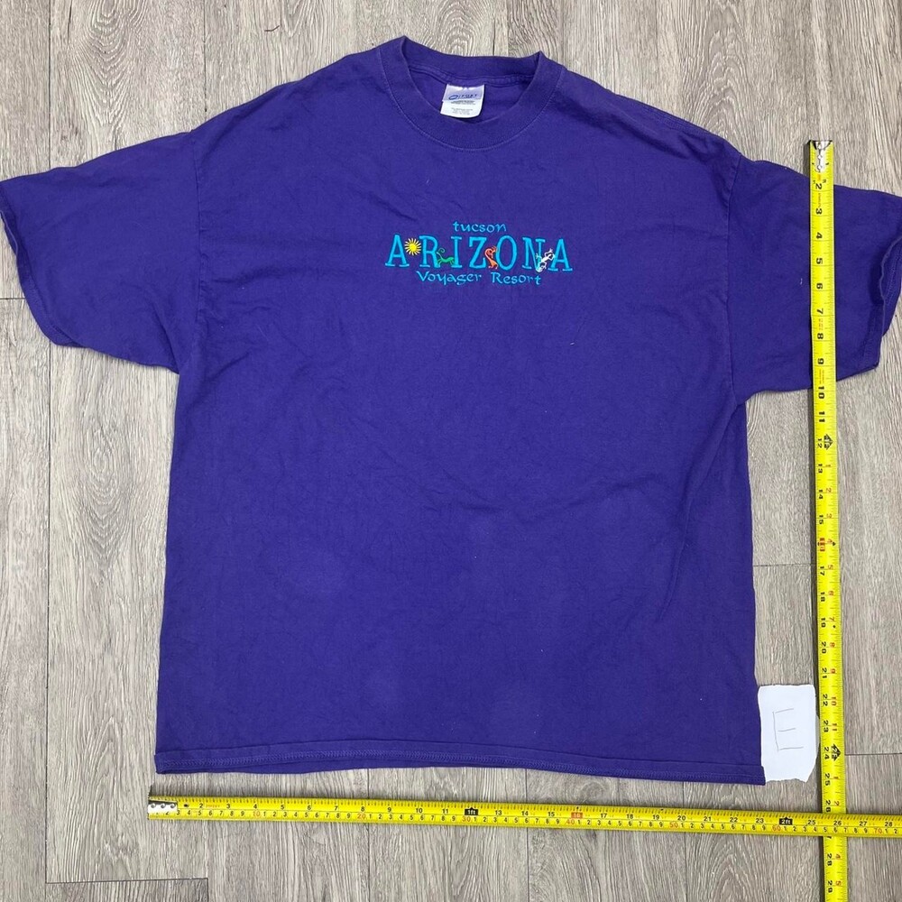 90s Tucson Arizona Voyager Resort purple cotton t-shirt XL